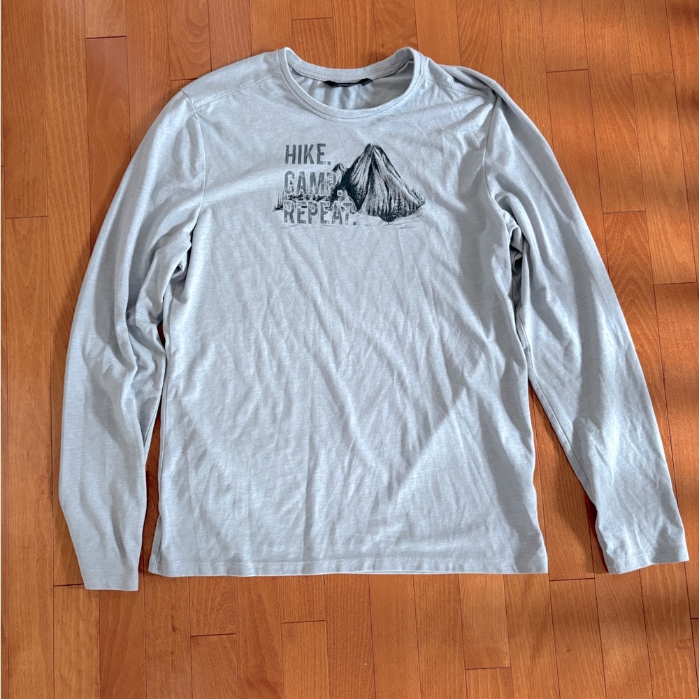 Men's Kyodan Gray Long Sleeve Shirt 12$ or bundle 3 items for 25$